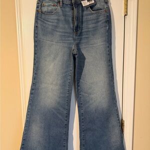 Universal Thread Light Blue High-Rise Flare Leg Jeans